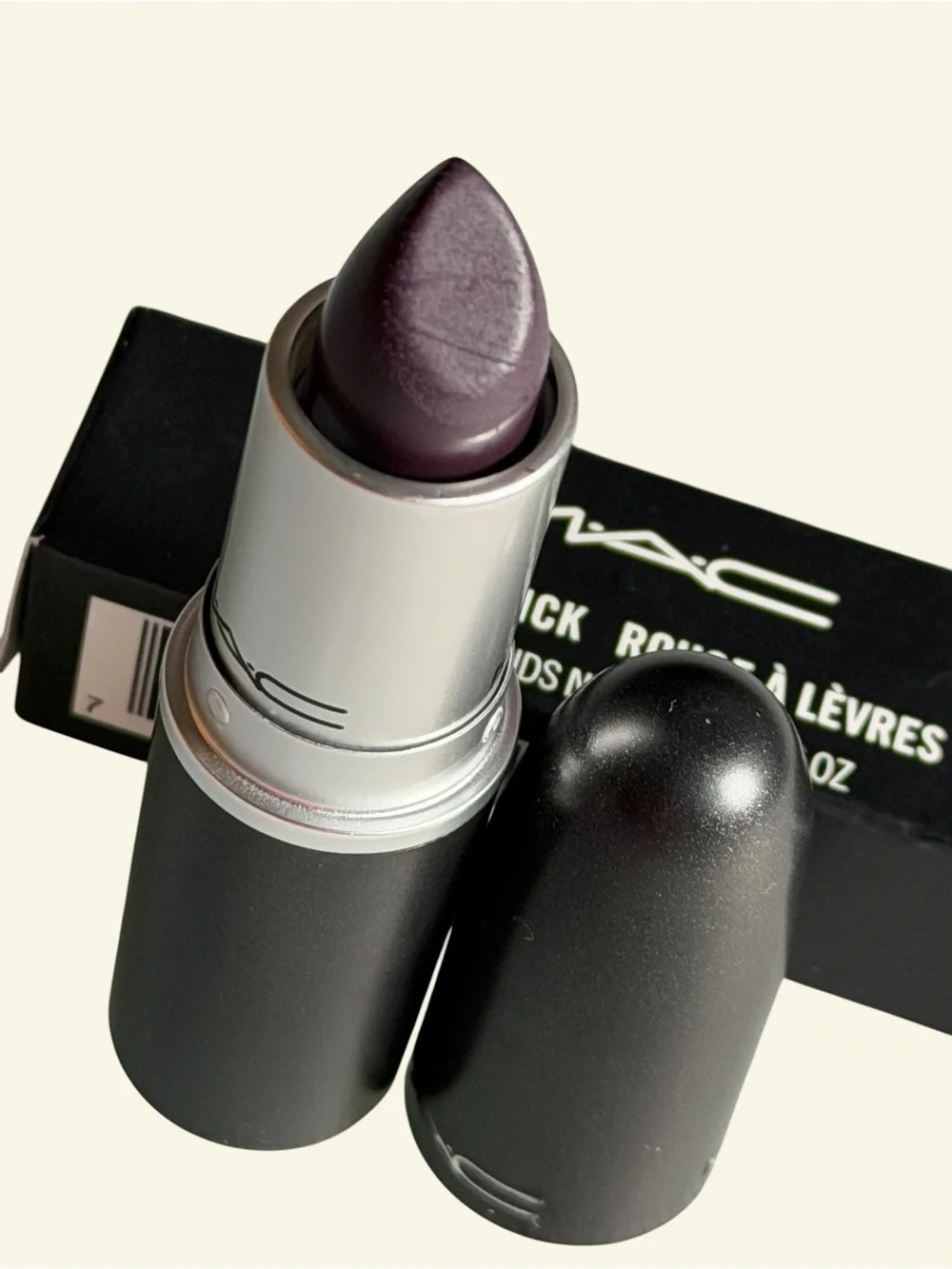 MAC Cosmetics Satin lipstick 💄 in CYBER